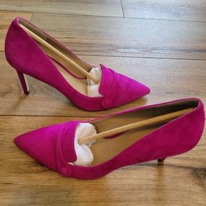 NIB Ann Taylor Maryanne Suede Button Loafer Pump Sz. 9